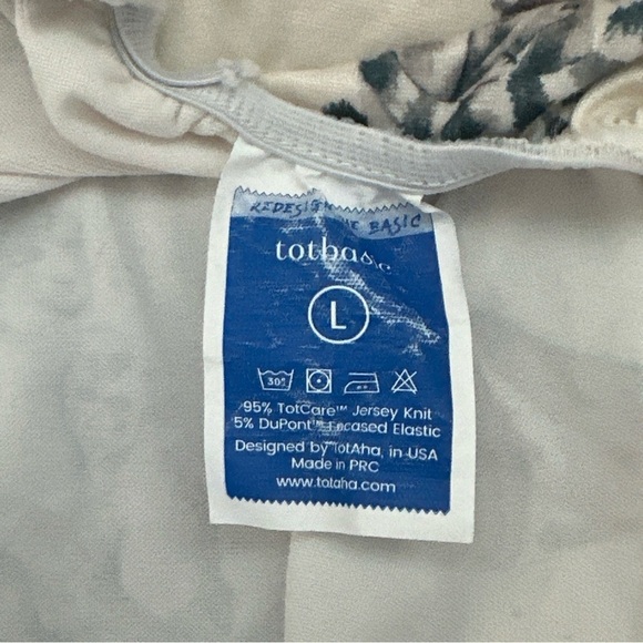 Safari Animal (Lions, Elephants, Zebras etc) print crib sheet by Totaha - Picture 4 of 6